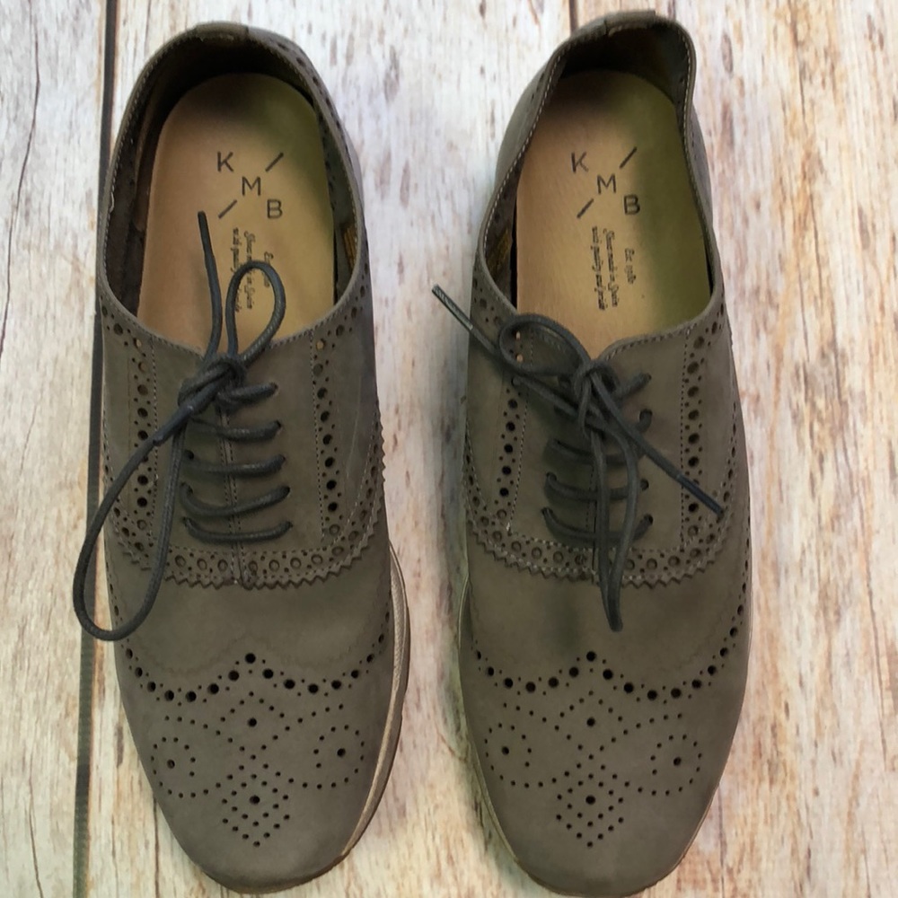 KMB Leather Sneaker in Taupe Size  38